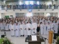 Assembleia de Deus em Maceió celebra o batismo de 211 novos membros