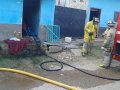 Assembleia de Deus em Honduras presta auxílio a irmã que teve a casa incendiada