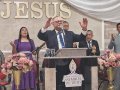 Rev. José Orisvaldo e irmã Edivanilda Nicácio ministram na festividade de senhoras da AD Avenida Mundaú