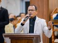 Culto de doutrina reúne centenas de evangélicos na igreja sede