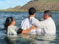 Pr. Israel Santos batiza 48 novos membros da Assembleia de Deus em Traipu