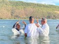 Pr. Israel Santos batiza 48 novos membros da Assembleia de Deus em Traipu