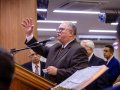 Pr. Laércio Rodrigues ministra na Santa Ceia de outubro na igreja sede