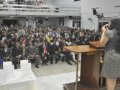 Igreja mergulha no poder e na unção de Deus