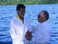Batismo de 46 candidatos alegra crentes da Barra de Santo Antônio