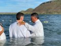 Pr. Israel Santos batiza 48 novos membros da Assembleia de Deus em Traipu