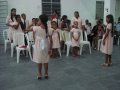Crianças festejam aniversário do grupo Lírio dos Vales em Luziápolis