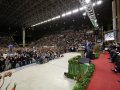 Milhares de evangélicos lotam o Ginásio do Sesi para assistir ao encerramento da Convenção Estadual