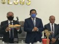 Pr. Agrimeron Teixeira ministra na Santa Ceia do Senhor em Pindoba