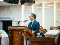 Pr. Eduardo Dipp ministra na Santa Ceia de setembro no templo central