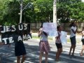 Jovens do Canaã evangelizam na Avenida Durval de Góes Monteiro