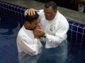 Assembleia de Deus em Maceió batiza 152 novos membros