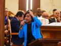 Pr. Edmagno Nunes ministra na Santa Ceia de outubro na igreja sede