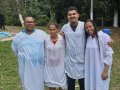 Pr. Givaldo de Lima batiza 20 novos membros da Assembleia de Deus em Utinga Leão