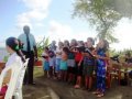 Em Chã de Bebedouro, igreja evangeliza com faixas no Dia Nacional de Missões