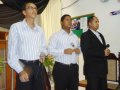 Conversões e batismo marcam festa de grupo de louvor na Vila Brejal