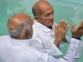 Pr. Pedro Idalino batiza 33 novos membros na Assembleia de Deus em Messias