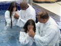 Assembleia de Deus em Maceió batiza 152 novos membros