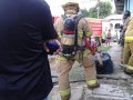 Assembleia de Deus em Honduras presta auxílio a irmã que teve a casa incendiada