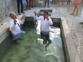 Pr. Valdir Bezerra dos Santos batiza 21 novos membros da AD em Santa Cruz do Deserto