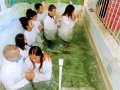 Pr. João Pedro batiza 12 novos membros da Assembleia de Deus em Viçosa