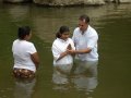 Missionários da AD em Honduras batizam 18 novos convertidos