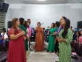 Irmãos da Assembleia de Deus em Novo Mundo recebem 2022 em oração