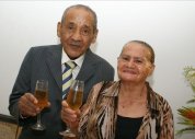 Pr. Pedro dos Santos e Neide Laurentino celebram 60 anos de casamento