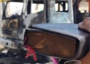 Bíblia fica intacta após caminhão ser incendiado em ataque em Fortaleza