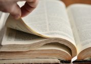 Bibliologia - A Autoridade e Autenticidade das Escrituras