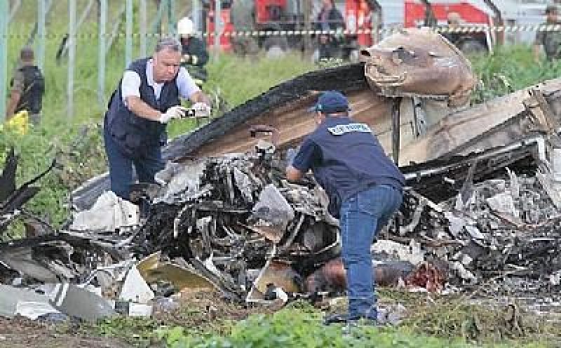 Avião de pequeno porte cai e deixa 16 mortos no Recife - Assembleia de Deus  no Estado de Alagoas